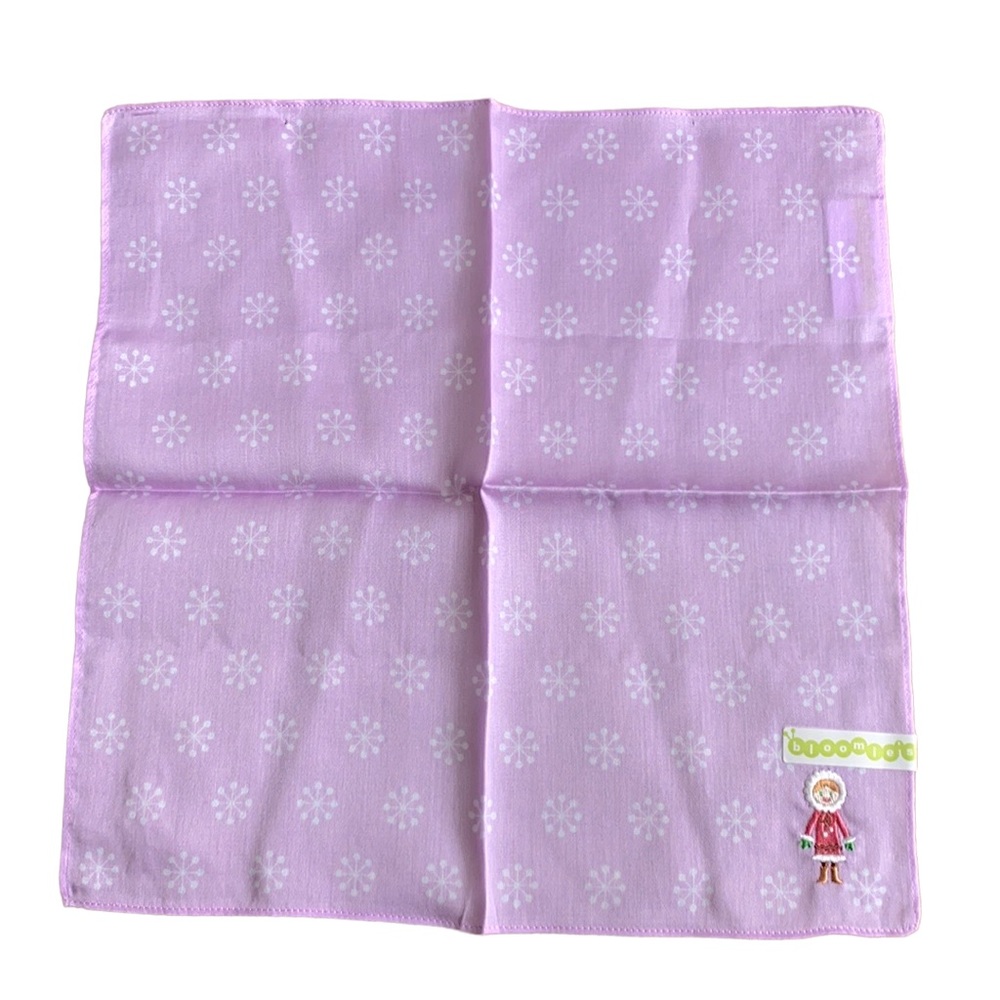 Bloomie’s Handkerchief/Scarf Bundle - Picture 3 of 9